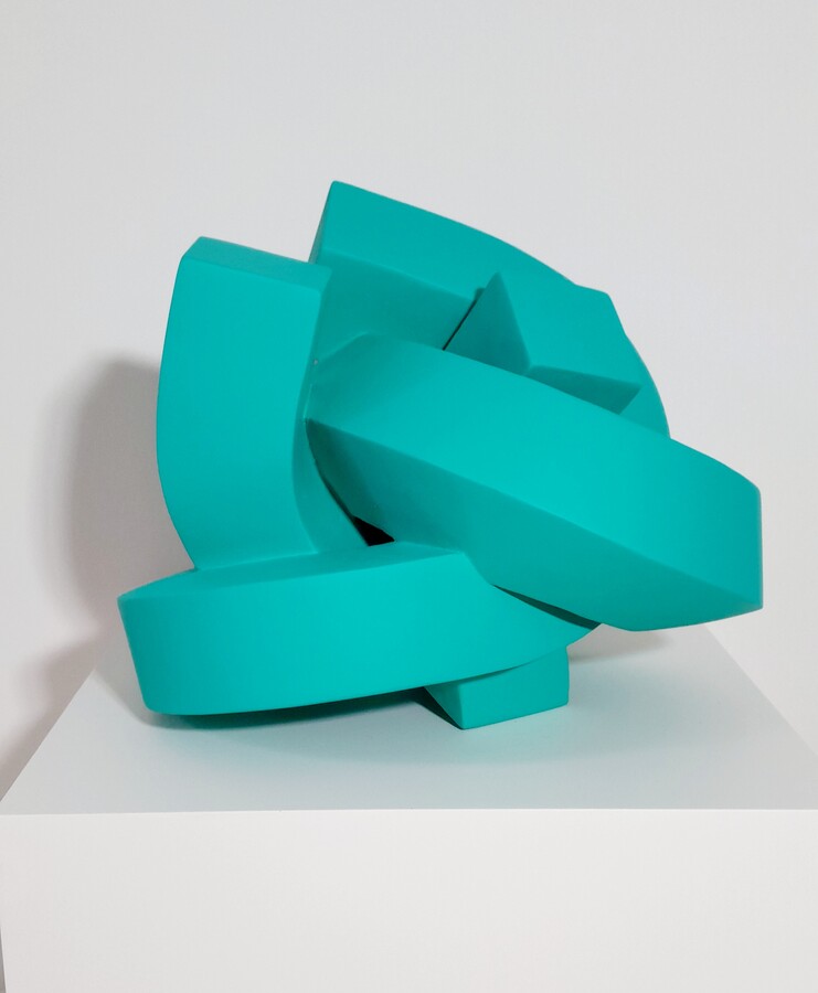 Blue green 40x37x40cm.